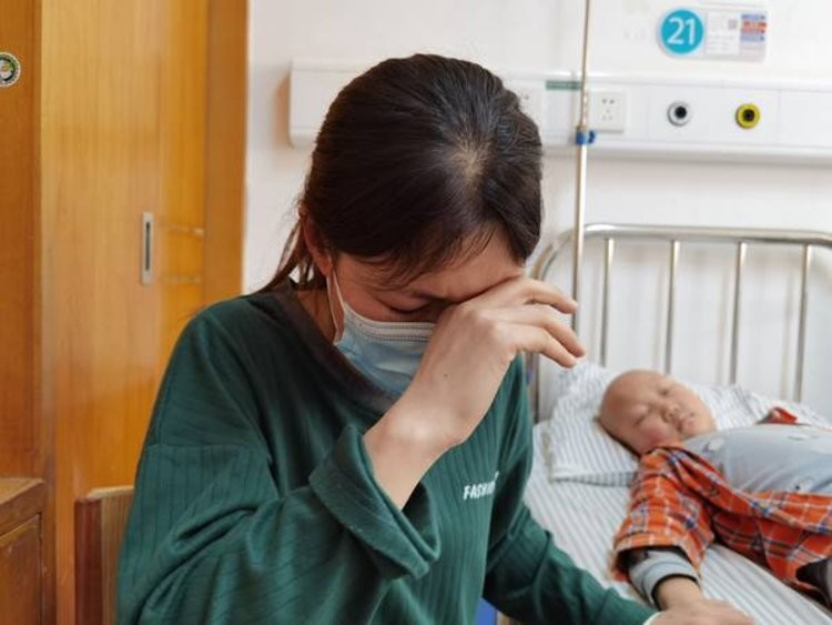 药厂主帅赛后炮轰裁判双标言论引热议  